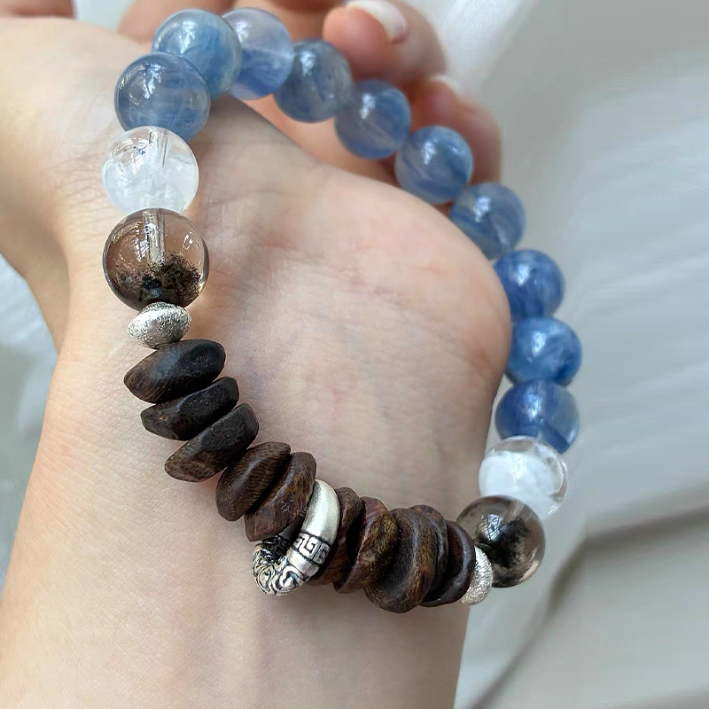 Ocean Stillness Aquamarine & Agarwood Bracelet